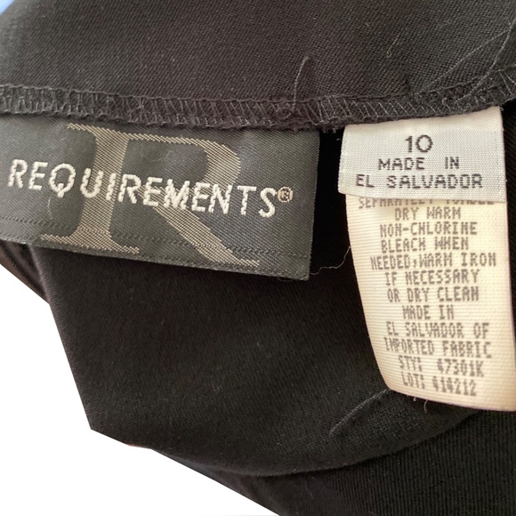 Requirements Black Skirt in size 10 - Picture 4 of 7